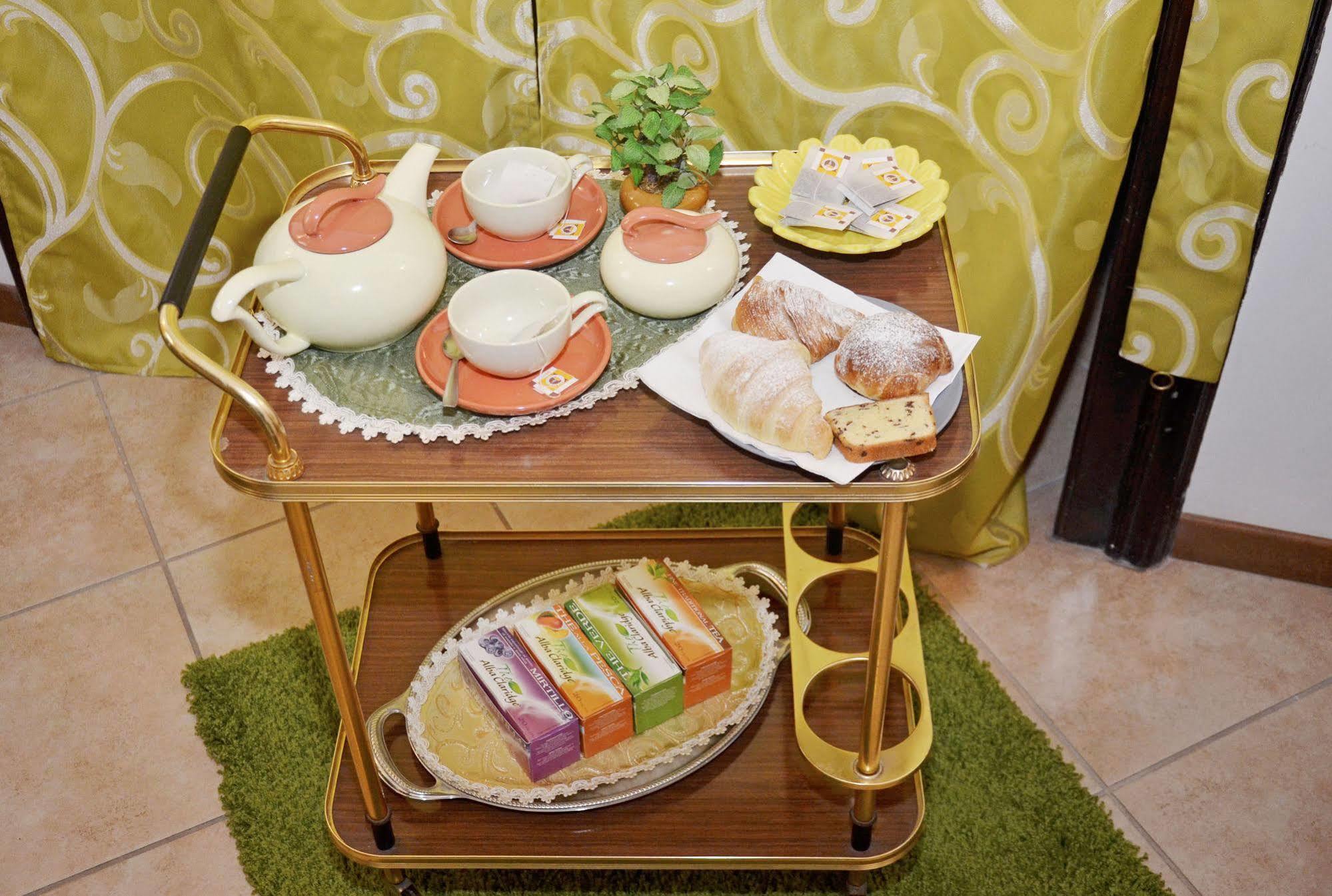 Bed & Breakfast A Castel Capuano Napoli Dış mekan fotoğraf